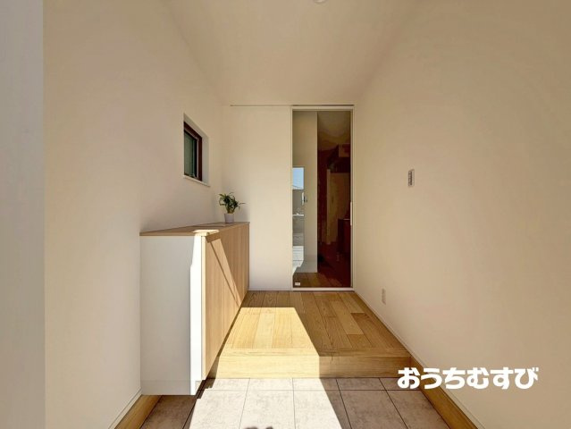 春日井市小木田町(全2棟)A区画の玄関