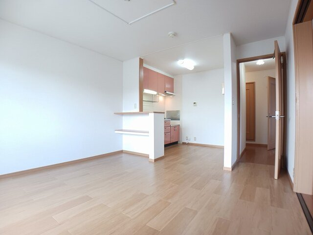 サンパティーク遠賀Ⅱの居間・リビング