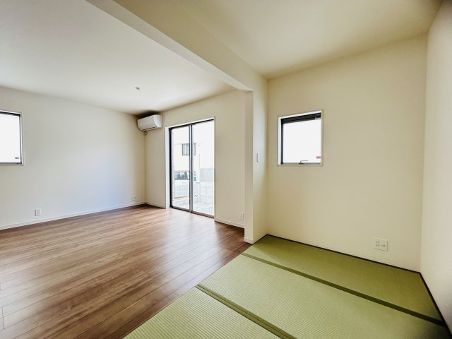 LG八重瀬町具志頭〈8号棟〉の和室