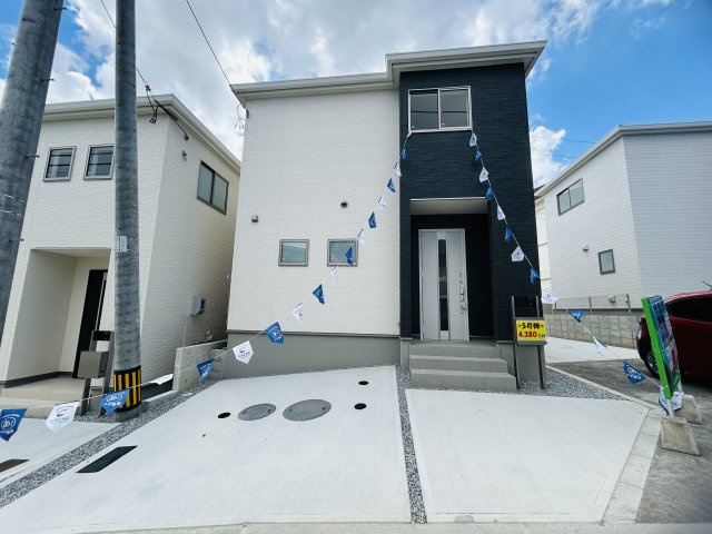 LG八重瀬町具志頭〈8号棟〉の外観