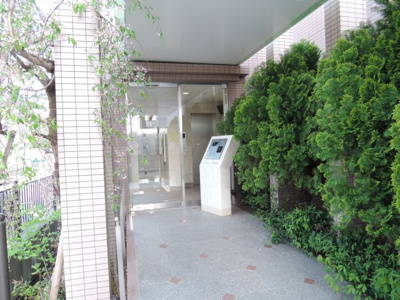 【エントランス】 | セリーゼウエスト