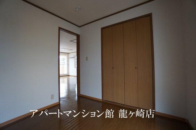 ベルデュール白羽Cの洋室