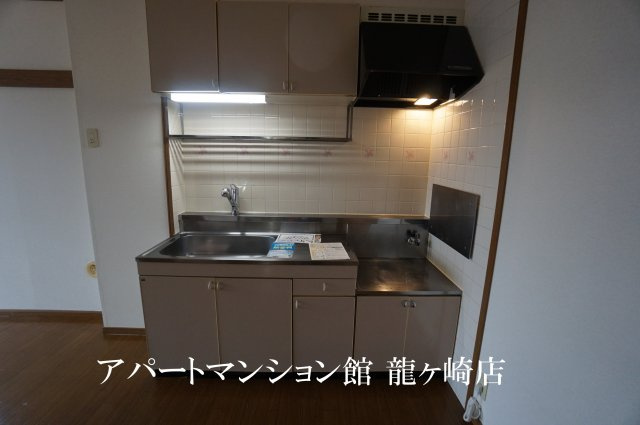 ベルデュール白羽Cのキッチン