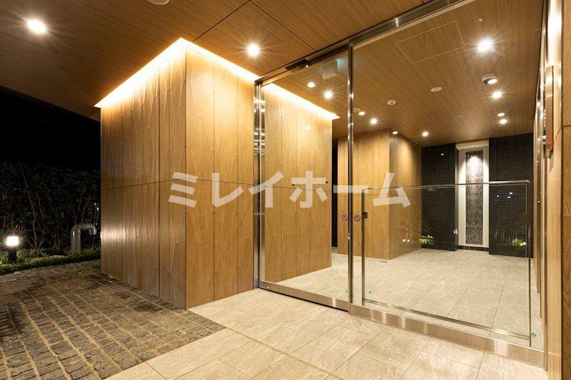 クレヴィアリグゼ北品川Ⅱステーションコートのロビー