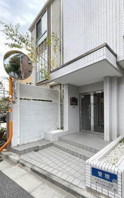 【エントランス】 | メインステージ経堂第２