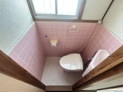 【トイレ】 | 上ケ原九番町テラスハウス | コンパクトで使いやすいトイレです