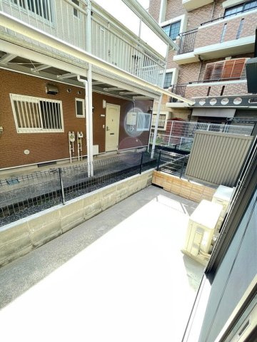 グリーンビレッジのバルコニー