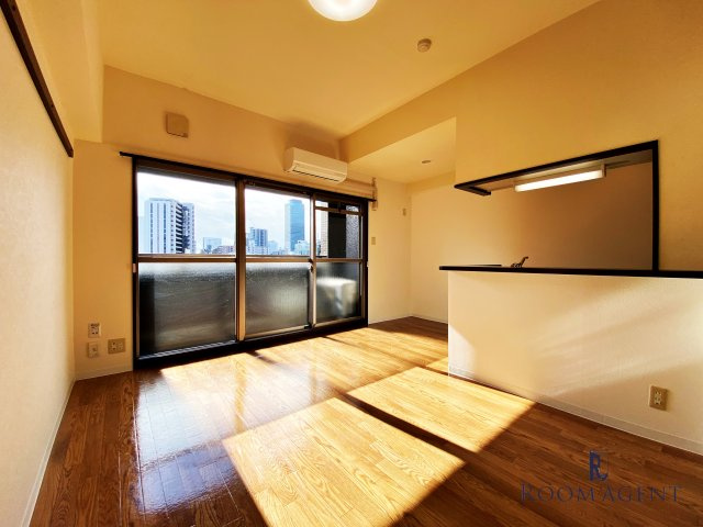 セントピア岡安の居間・リビング