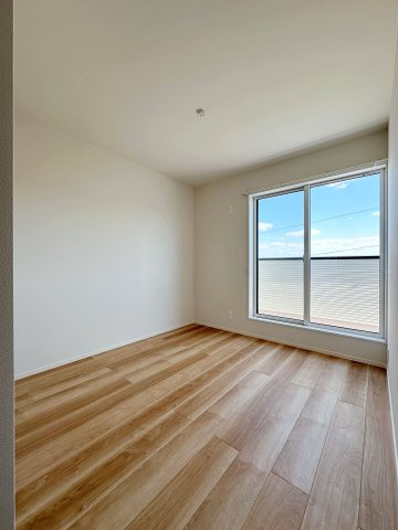 廿日市市阿品4丁目 No.4の洋室|5.2帖の洋室☆