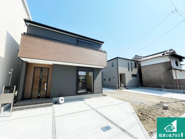 1(土)2(日)現地案内可能！　大和郡山市東岡町の外観|お客様に長く安心して住んでいだだける事にこだわった家づくり！住んでからのアフターサービスにもしっかりと取り組んでいます！