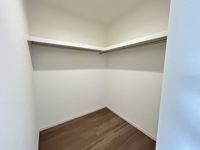 LG八重瀬町具志頭〈１０号棟〉の収納