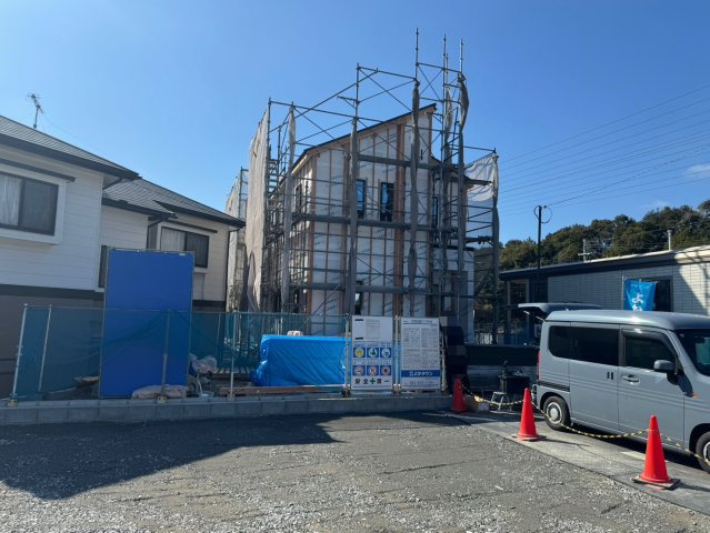 Adoble+アドブル＋小倉南区葛原東2丁目2期　【小倉南区　新築戸建て】の前面道路含む現地写真|現地撮影　2025,11,11　Adoble+アドブル＋小倉南区葛原東2丁目2期　【小倉南区　新築戸建て】