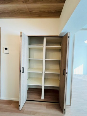 【収納】 | メガロコープ関目