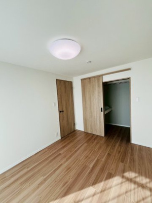 【洋室】 | メガロコープ関目