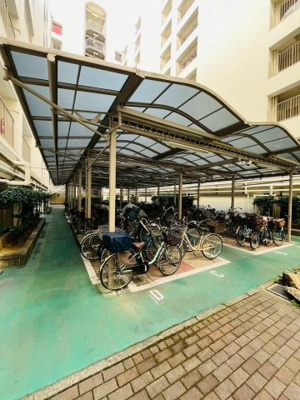 【駐輪場】 | メガロコープ関目