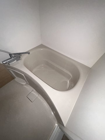 ユリシス新神戸の浴室