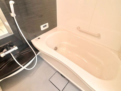 【浴室】 | グランデルガールB