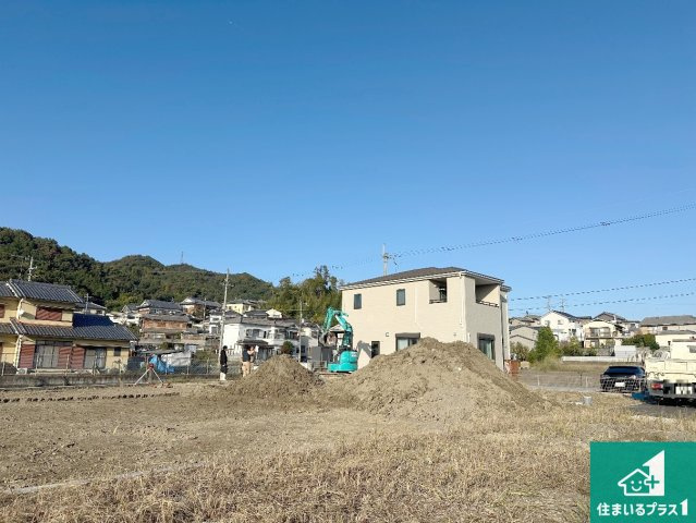 生駒郡斑鳩町龍田　第3期　新築一戸建ての外観|周辺は落ち着いた街並みの住宅地！子育てがしやすい住環境です！まだ未完成ですが、現地でしかわからない事もございます。是非一度ご覧ください。