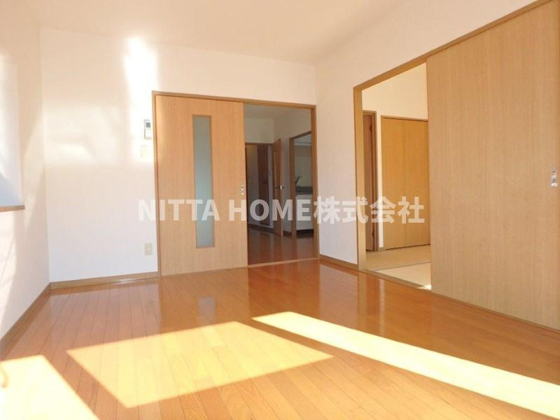 ユーミー和田山の居間・リビング|室内写真です＊