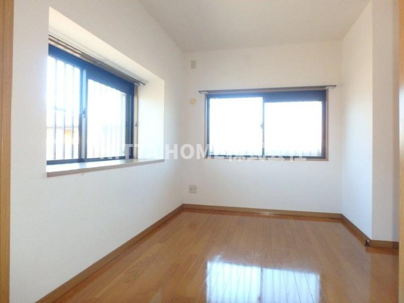 ユーミー和田山の洋室|洋室は６帖が２部屋あります◇