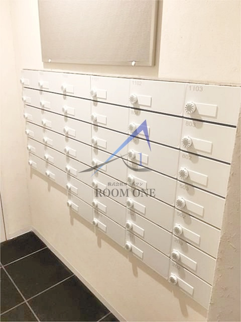 メイクスデザイン両国ＮＯＲＴＨのその他共用部分|集合ポストです。