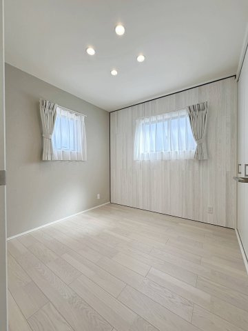 東区馬木6丁目 No.3の洋室|4.5帖の洋室☆