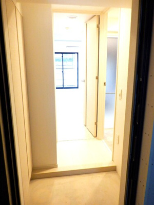 【玄関】 | REFRAME 5 Iriya