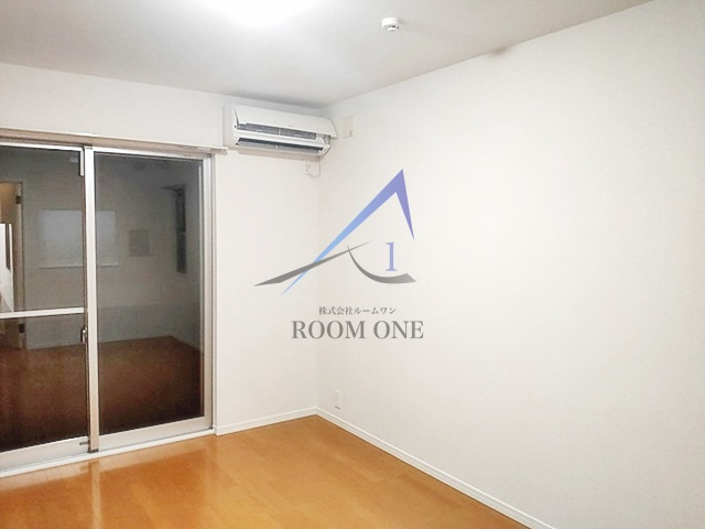 パル・フラッツの居間・リビング|洋室のお部屋です。