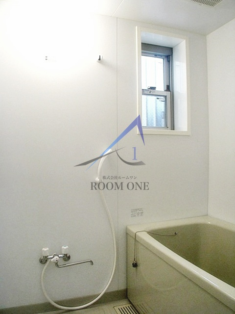 パル・フラッツの浴室|お風呂です。