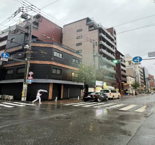 大阪市中央区島之内２丁目の店舗一部の外観