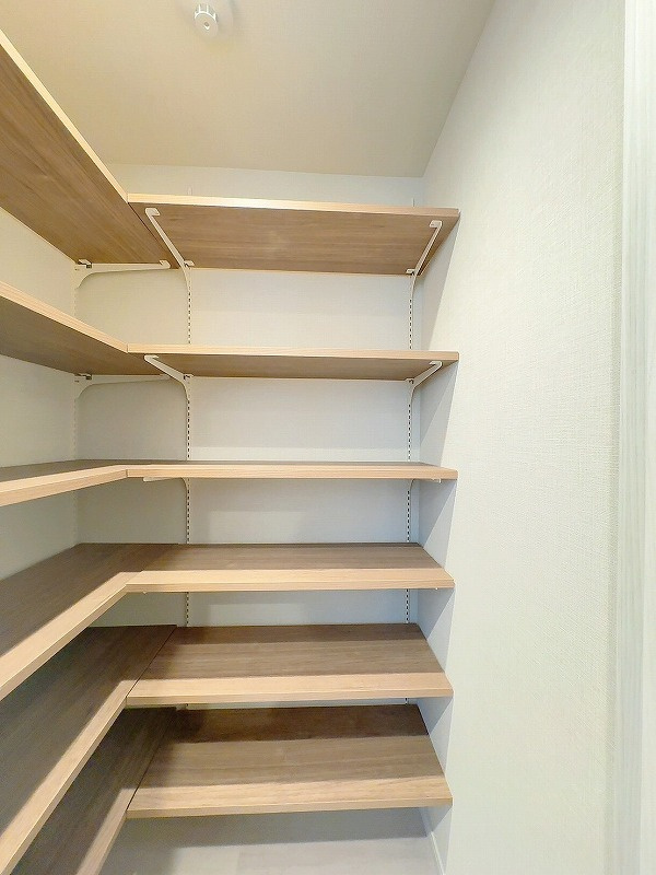 ライツ富士見台の収納|SICは靴の他にもベビーカーやアウトドアグッズ、子ども遊び道具などの収納にも便利です