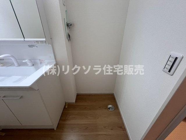 池田西町　新築一戸建てのランドリースペース|ドラム式も設置可能
■物件内覧・資金計画相談・住宅ローン相談、リフォーム相談、お問合せ受付中■
※当日・翌日のご内覧、ご相談はお電話でのお問合せがスムーズです！