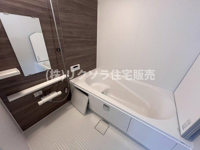 池田西町　新築一戸建ての浴室|浴室乾燥機付き
■物件内覧・資金計画相談・住宅ローン相談、リフォーム相談、お問合せ受付中■
※当日・翌日のご内覧、ご相談はお電話でのお問合せがスムーズです！