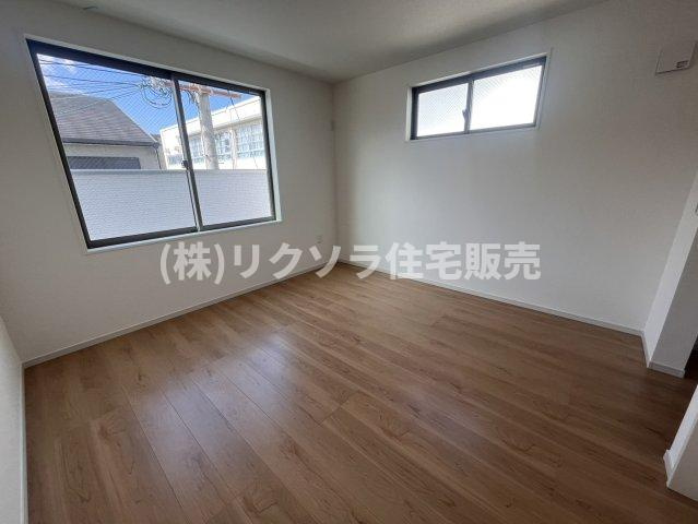 池田西町　新築一戸建ての寝室|洋室6.12帖
■物件内覧・資金計画相談・住宅ローン相談、リフォーム相談、お問合せ受付中■
※当日・翌日のご内覧、ご相談はお電話でのお問合せがスムーズです！