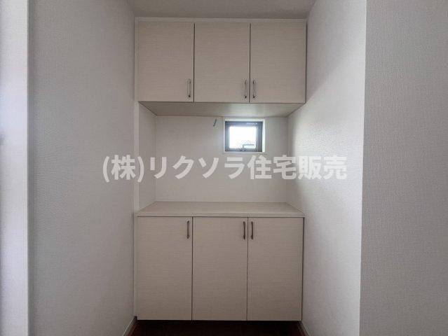 池田西町　新築一戸建ての収納|シューズボックス
■物件内覧・資金計画相談・住宅ローン相談、リフォーム相談、お問合せ受付中■
※当日・翌日のご内覧、ご相談はお電話でのお問合せがスムーズです！