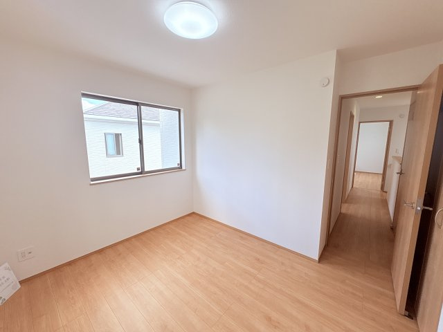 ハートフルタウン那覇市小禄772番の洋室|※別物件の参考写真となります。