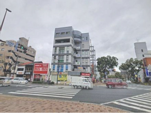 ウイング平松屋ビルの外観