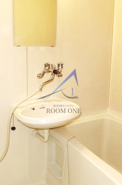 サンハイツ上岡の洗面所|洗面台です。