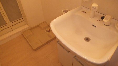 ベルデュールの洗面所|室内洗濯機置場あります