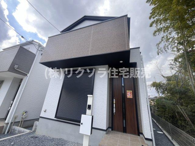 菅相塚町　新築一戸建ての外観|新しい生活にいかがでしょうか？外観はお住まいの顔になります。こだわりたいポイントですね。外壁塗装や屋根塗装のご相談も承っております。
■現地内覧・資金計画相談・住宅ローン相談もお問合せ受付中■