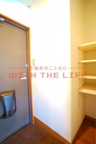 アールグレイヒルズ【キャッシュバック対象物件】の玄関|シンプルで使いやすい玄関です