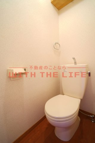 アールグレイヒルズ【キャッシュバック対象物件】のトイレ|落ち着いた色調のトイレです