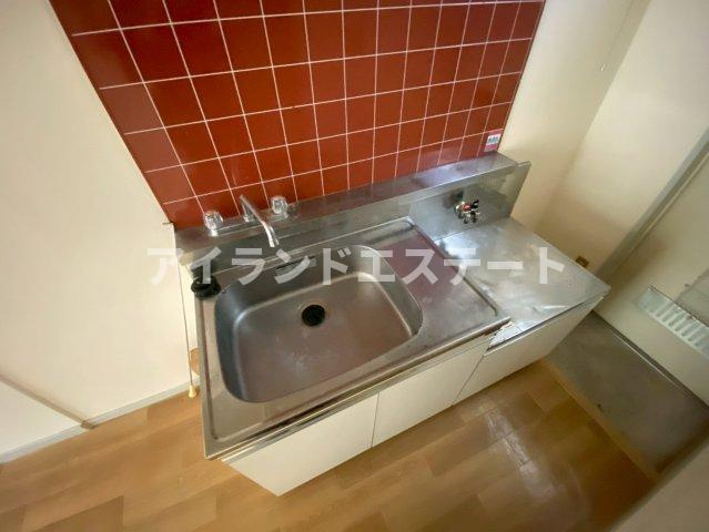 ヴィラ桜新町　敷金0　礼金0　陽当たり良好　のキッチン