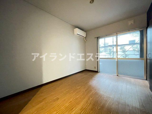 ティブロンコート　陽当たり良好　バストイレ別の内装