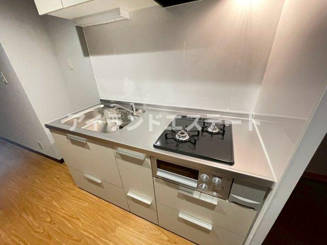 ティブロンコート　陽当たり良好　バストイレ別のキッチン