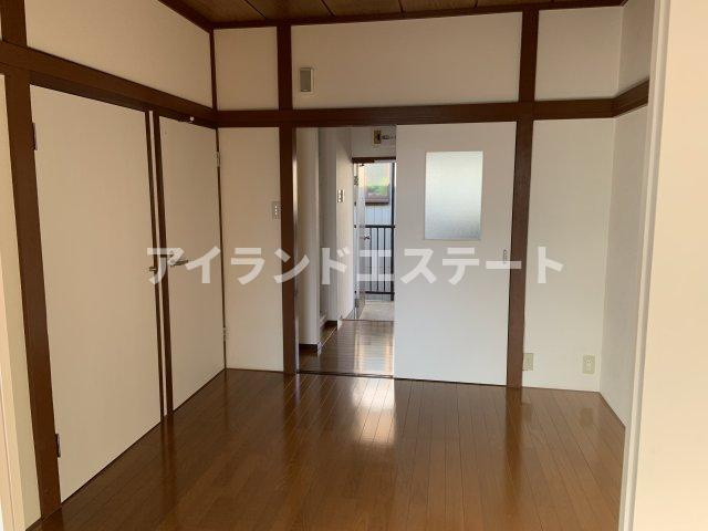 さくらハイツ　最上階　陽当たり良好　バストイレ別の内装