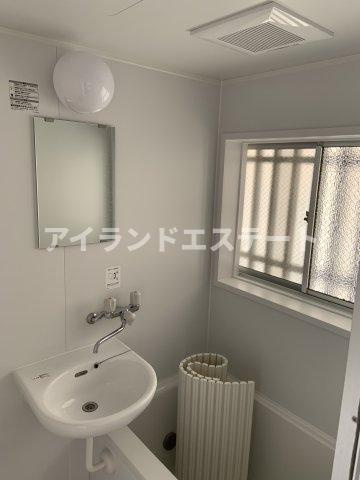 さくらハイツ　最上階　陽当たり良好　バストイレ別の浴室