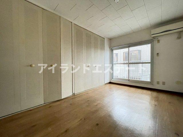 サンハニー駒沢　最上階　角部屋　陽当たり良好の居間・リビング