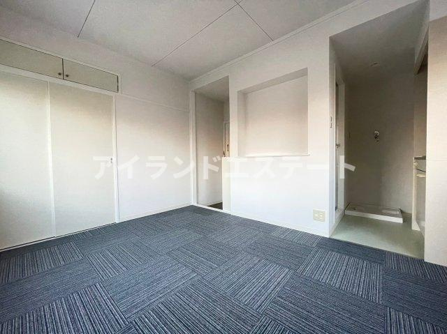 小畑ビル　室内洗濯機置場　角部屋　最上階の居間・リビング