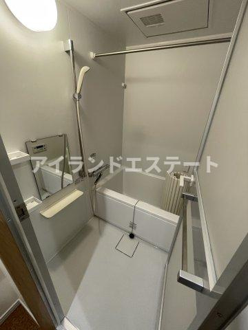 Kino Garden　ネット無料　浴室乾燥機　独立洗面台の浴室